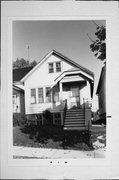 1814 S 4TH ST, a Front Gabled house, built in Milwaukee, Wisconsin in .