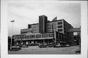 431 N 5TH ST, a Astylistic Utilitarian Building warehouse, built in Milwaukee, Wisconsin in 1915.