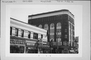 440 W WISCONSIN AVE, a Romanesque Revival large office building, built in Milwaukee, Wisconsin in 1891.