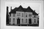 812-14 S 11TH ST, a Queen Anne apartment/condominium, built in Milwaukee, Wisconsin in 1892.