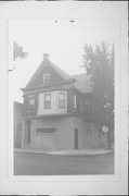 1905 - 1907 S 13TH ST, a Italianate, built in Milwaukee, Wisconsin in 1896.