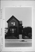853 N 16TH ST, a Gabled Ell house, built in Milwaukee, Wisconsin in 1885.