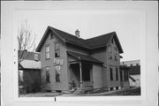 822 N 18TH ST, a Gabled Ell house, built in Milwaukee, Wisconsin in 1880.