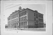 2029 N 20TH ST, a Queen Anne school – elem/middle/jr high/high, built in Milwaukee, Wisconsin in 1897.