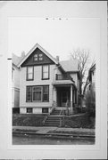 1226 N 25TH ST, a Gabled Ell duplex, built in Milwaukee, Wisconsin in 1891.