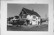 3700 N 26TH ST, a Arts and Crafts grocery store/supermarket, built in Milwaukee, Wisconsin in 1917.