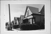 1427-1429, 1431, 1435, 1439 N 31ST ST, a Front Gabled house, built in Milwaukee, Wisconsin in 1890.