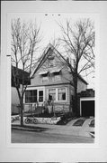 1239 N 32ND ST, a Front Gabled house, built in Milwaukee, Wisconsin in .