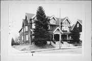 1144-1150 N 33RD ST, a Arts and Crafts apartment/condominium, built in Milwaukee, Wisconsin in 1908.