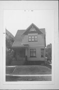 1953 N 33RD ST, a Queen Anne house, built in Milwaukee, Wisconsin in 1898.