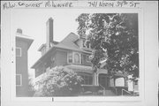 741 N 34TH ST, a American Foursquare house, built in Milwaukee, Wisconsin in 1907.