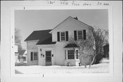 4950-52 N 40TH ST, a Gabled Ell house, built in Milwaukee, Wisconsin in 1885.