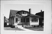 2564 N 47TH ST, a Bungalow house, built in Milwaukee, Wisconsin in 1923.