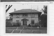 137 N PROSPECT AVE, a Prairie School house, built in Madison, Wisconsin in 1910.