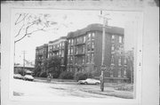 2803-2821 E BELLEVIEW PL., a Neoclassical/Beaux Arts apartment/condominium, built in Milwaukee, Wisconsin in 1905.