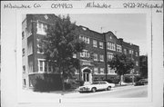 2422-24 E BRADFORD (AKA 2507 N STOWELL), a English Revival Styles apartment/condominium, built in Milwaukee, Wisconsin in 1915.