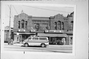 1016-1020 E BRADY ST, a Spanish/Mediterranean Styles retail building, built in Milwaukee, Wisconsin in 1927.