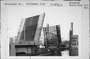 N BROADWAY ST TO E PITTSBURGH ST OVER MILWAUKEE RIVER, a NA (unknown or not a building) bridge, built in Milwaukee, Wisconsin in 1903.