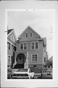 1848-1850 N CAMBRIDGE, a Queen Anne duplex/two-flat, built in Milwaukee, Wisconsin in 1895.