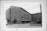 2201 N CAMBRIDGE, a Contemporary apartment/condominium, built in Milwaukee, Wisconsin in 1978.