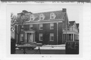 104 W GORHAM ST, a Colonial Revival/Georgian Revival house, built in Madison, Wisconsin in 1922.