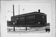 3517 W COURTLAND AVE, a Neoclassical/Beaux Arts elementary, middle, jr.high, or high, built in Milwaukee, Wisconsin in 1906.