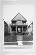 2407 N CRAMER, a Front Gabled duplex, built in Milwaukee, Wisconsin in .