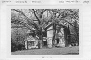 1050 WOODROW ST, a Prairie School house, built in Madison, Wisconsin in 1915.