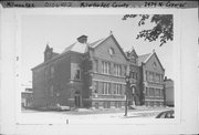 2474 N CRAMER ST, a Early Gothic Revival school – elem/middle/jr high/high, built in Milwaukee, Wisconsin in 1889.