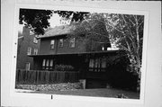 806 E DAKOTA ST 806 E DAKOTA ST, a Side Gabled house, built in Milwaukee, Wisconsin in 1919.