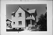 2440 S DELAWARE AVE, a Queen Anne house, built in Milwaukee, Wisconsin in 1892.