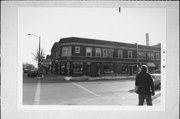 2579-2597 N DOWNER AVE, a Neoclassical/Beaux Arts retail building, built in Milwaukee, Wisconsin in 1915.