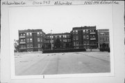 1479-1495 N FARWELL, a Neoclassical/Beaux Arts apartment/condominium, built in Milwaukee, Wisconsin in 1908.