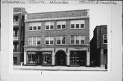 1499-1503 (aka 1501) N FARWELL AVE, a Spanish/Mediterranean Styles large retail building, built in Milwaukee, Wisconsin in 1925.