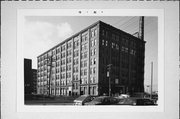 408 W FLORIDA ST, a Commercial Vernacular large office building, built in Milwaukee, Wisconsin in 1907.