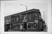 3500 W FOND DU LAC AVE, a Commercial Vernacular small retail building, built in Milwaukee, Wisconsin in 1916.