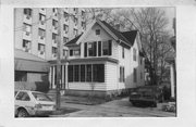 123 W GILMAN ST, a Queen Anne house, built in Madison, Wisconsin in 1886.