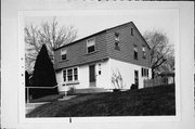 420 E FREMONT PL., a Side Gabled house, built in Milwaukee, Wisconsin in 1947.