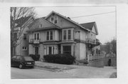 11 E GILMAN ST 11 E GILMAN ST, a Queen Anne house, built in Madison, Wisconsin in 1874.