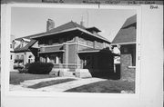 2436 N GRANT BLVD, a Prairie School house, built in Milwaukee, Wisconsin in 1915.