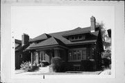 2651 N GRANT BLVD, a Bungalow house, built in Milwaukee, Wisconsin in 1921.