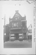 522-524 W GREENFIELD AVE, a German Renaissance Revival small retail building, built in Milwaukee, Wisconsin in 1901.