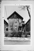 1134-1136 E HAMILTON ST, a Front Gabled duplex/two-flat, built in Milwaukee, Wisconsin in .
