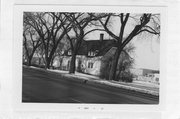 1800 UNIVERSITY AVE, a Bungalow university or college building, built in Madison, Wisconsin in 1909.