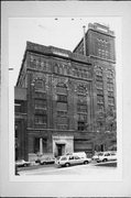 260 E Highland Ave (AKA C. 306 E HIGHLAND AVE), a German Renaissance Revival brewery/distillery/winery, built in Milwaukee, Wisconsin in 1906.