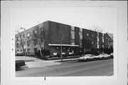 2841 W HIGHLAND BLVD 2841 W HIGHLAND BLVD, a Contemporary apartment/condominium, built in Milwaukee, Wisconsin in 1962.