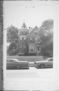 3009 W HIGHLAND BLVD, a Queen Anne house, built in Milwaukee, Wisconsin in 1897.