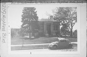 3209 W HIGHLAND BLVD, a Neoclassical/Beaux Arts house, built in Milwaukee, Wisconsin in 1897.