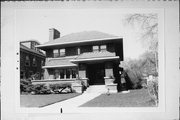 1759 N HI-MOUNT BLVD, a Prairie School house, built in Milwaukee, Wisconsin in 1915.