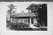 2010 N HI-MOUNT BLVD, a Bungalow house, built in Milwaukee, Wisconsin in 1920.